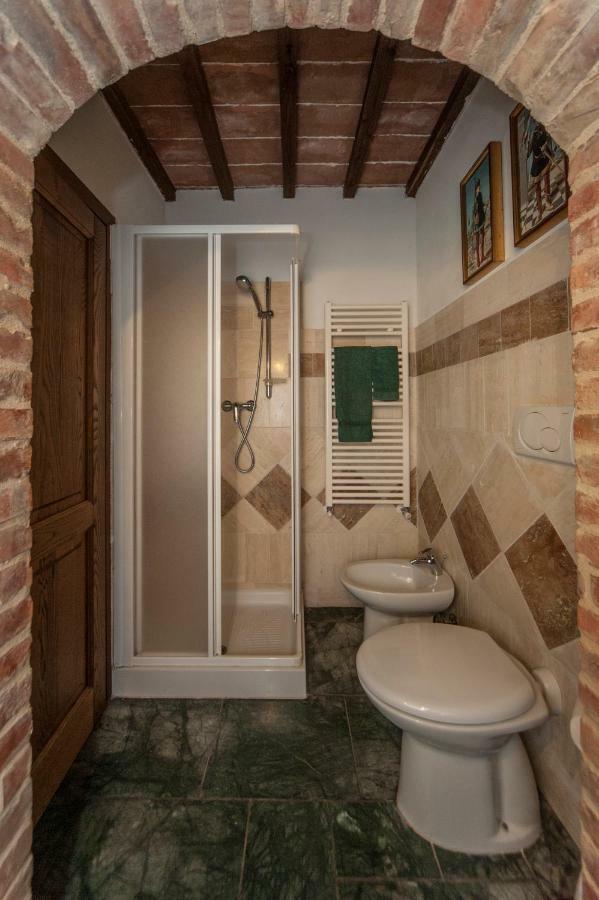 Agriturismo Podernuovo Asciano Eksteriør billede